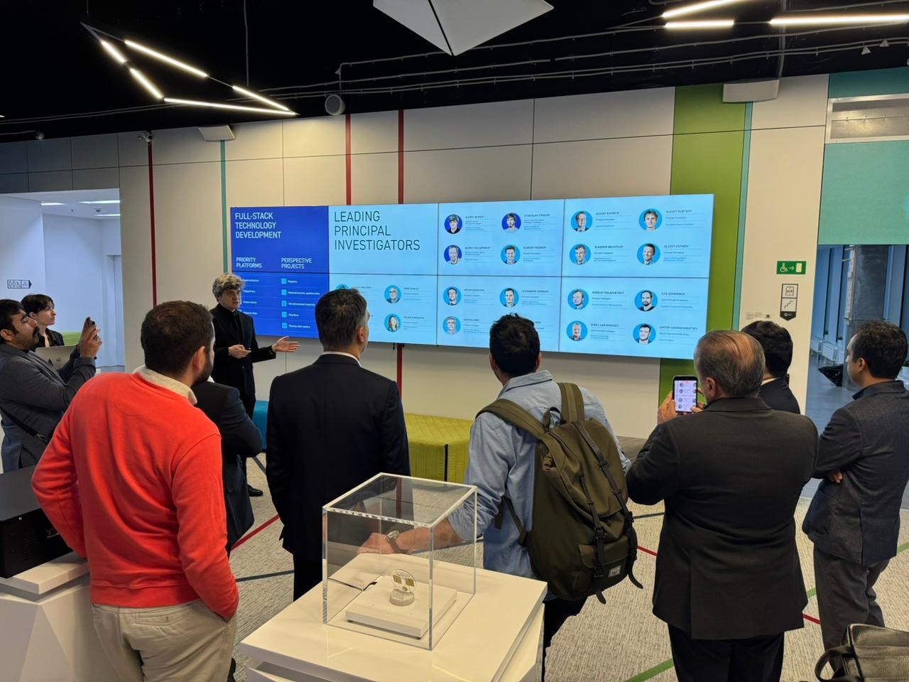 photo_2025-12-04_16-03-04